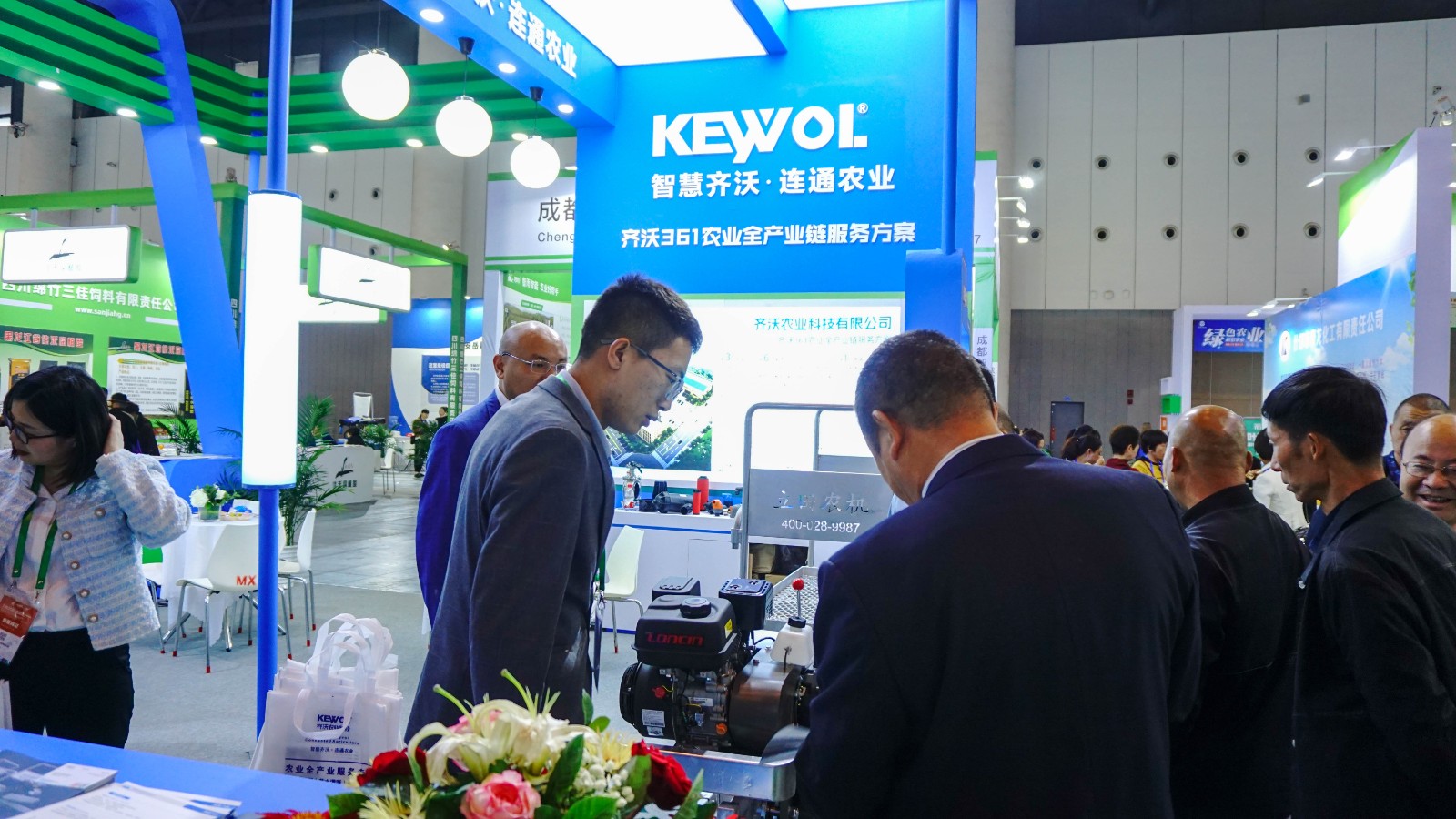 DSC02232 7b912801c52f03654bca454f7c490f8f.jpg